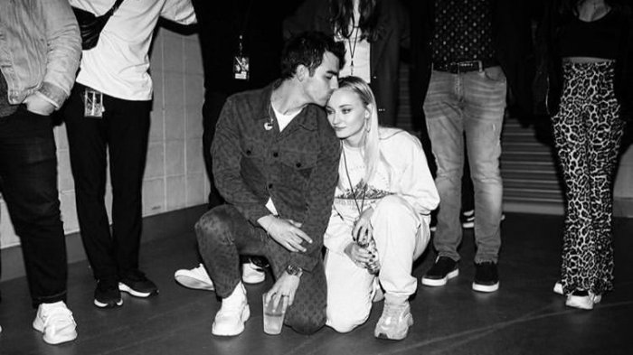 Sophie Turner mostró en público su avanzado embarazo con Joe Jonas