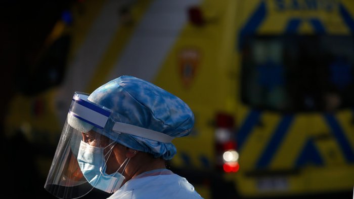 Decretan la mayor cuarentena desde el inicio de la pandemia y Senado aprueba el Ingreso Familiar de Emergencia