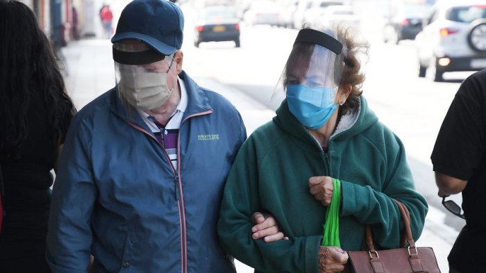 Mayores de 75 años entran en cuarentena obligatoria: ¿Cómo deben cobrar su pensión?