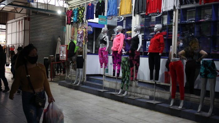 Jeans a la baja: Venta de pijamas y buzos aumentó desde aplicación de cuarentenas