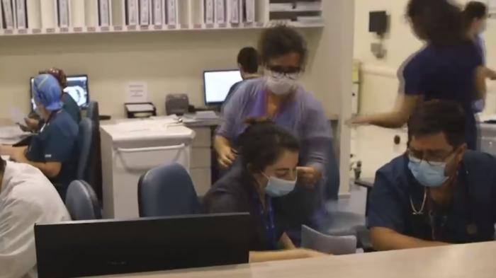 Enfermeras en primera línea: Las heroínas de la salud que combaten la pandemia pese al temor de contagiar a sus familias