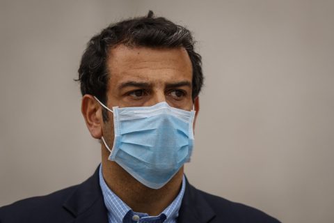 Alcalde Delgado valora entrega de canastas: 