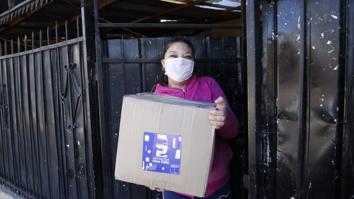 Providencia renuncia a canastas de alimentos y las cede a comunas más vulnerables