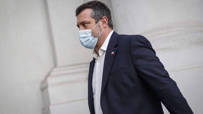 Ministro Sichel llamó a un acuerdo nacional y a 