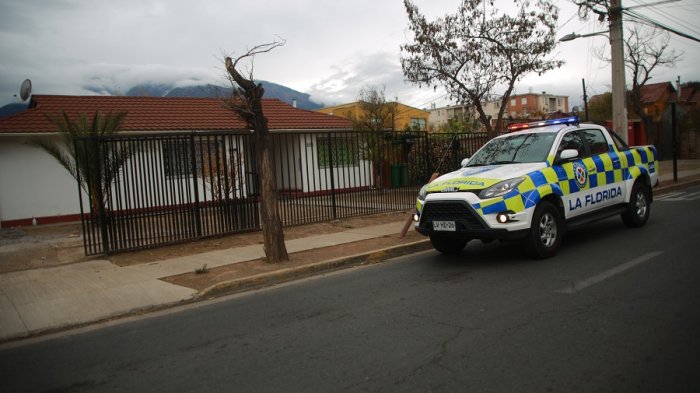 Dos adultos mayores con COVID-19 fallecieron en hogar clandestino de La Florida: Habría otros 24 contagiados