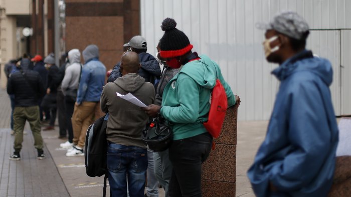 Estado de sucursales de AFC Chile: Maipú y Puente Alto reabren, Teatinos y Providencia se mantienen cerradas