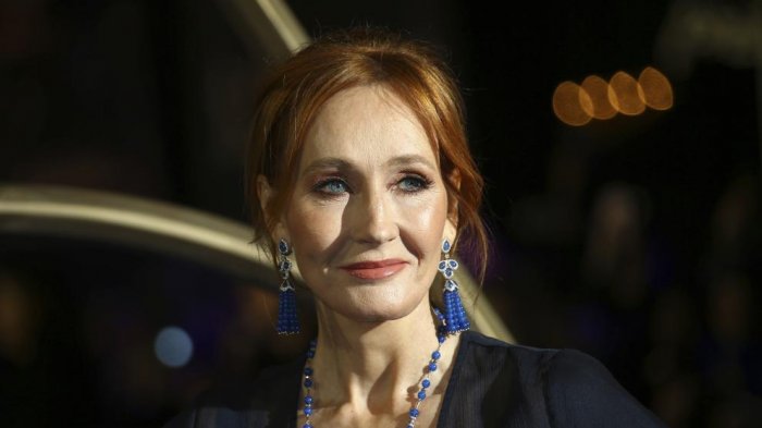 Acusan a J.K. Rowling, creadora de Harry Potter, de discriminación a las personas transgénero