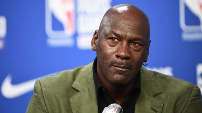 Michael Jordan logra un nuevo hito fuera las canchas: Capturó un pez de más de 200 kilos