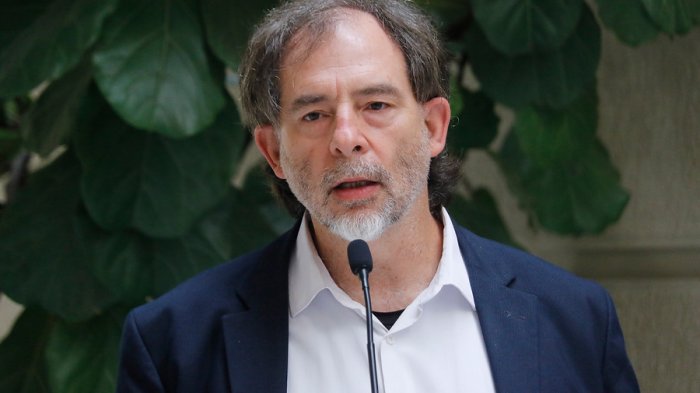 Senador Girardi insta a aislar a todos los casos positivos de COVID-19: 