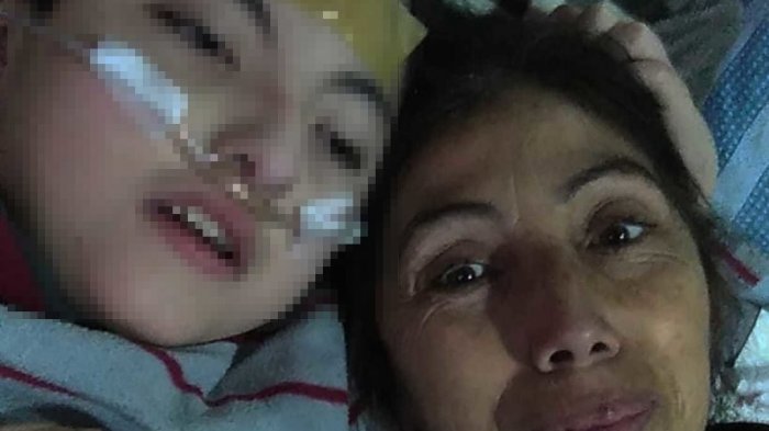 Vive de allegada, está sin empleo y ella junto a su hijo con patologías tienen COVID-19