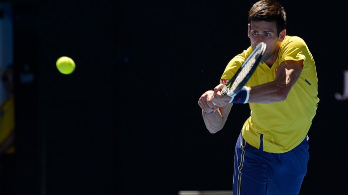 Novak Djokovic se contagia con COVID-19 tras polémico torneo organizado por él