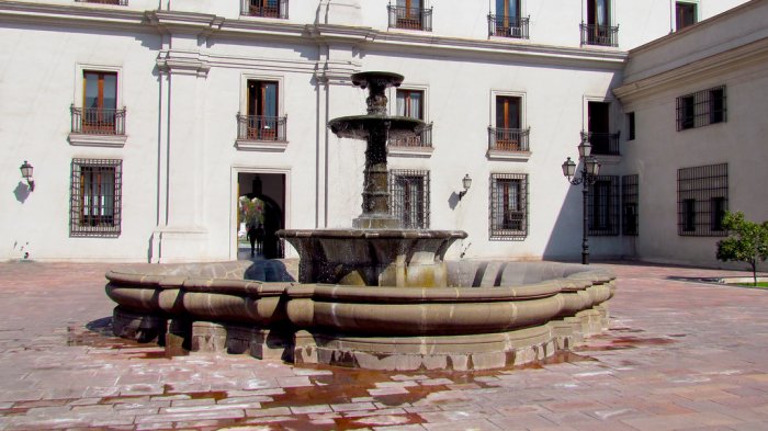 La Moneda asegura que no compró productos gourmet indicados en licitación de casino