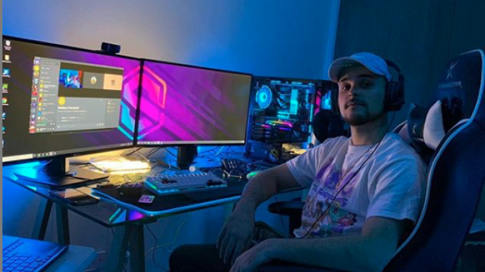 La faceta gamer de Augusto Schuster en cuarentena: “Me considero un niño rata”