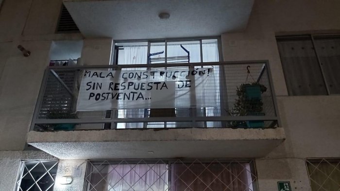Vecinos denuncian daños en departamentos recién adquiridos: 