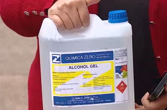 Seremi de Salud compró $12 millones en alcohol gel adulterado: Lo usaron por meses sin darse cuenta