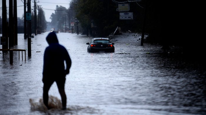 Onemi: Sistema frontal declinaría esta tarde y 50 mil clientes se encuentran sin luz