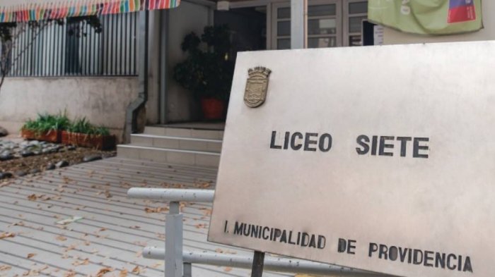 Municipalidad de Providencia confirma que Liceo 7 será mixto en 2021