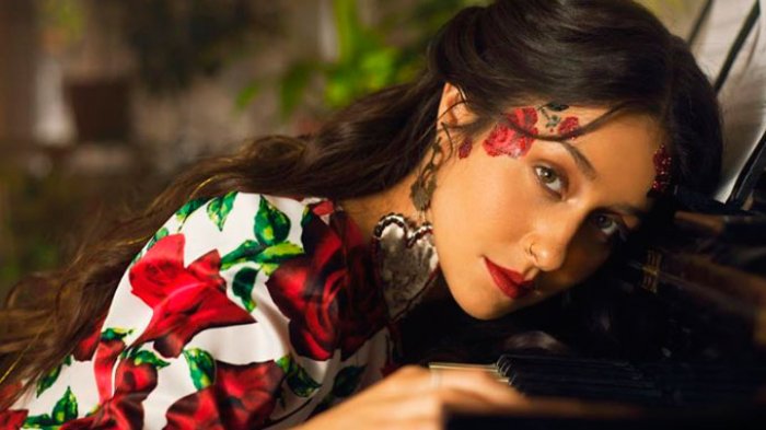 La emoción la superó: Denise Rosenthal no pudo contener las lágrimas al cantar un romántico tema en TikTok