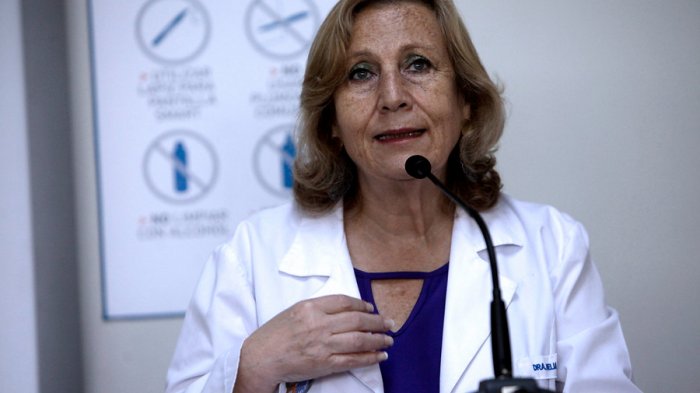 Helia Molina, ex ministra de Salud, advierte que 