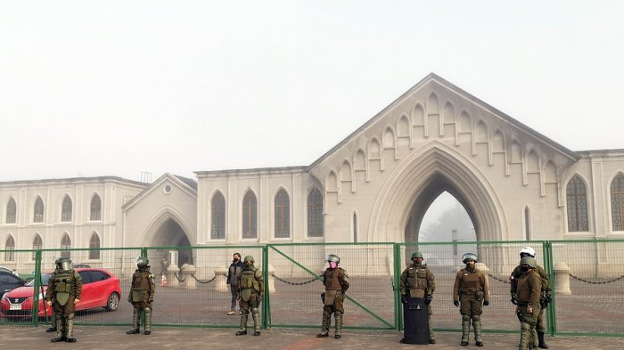 Con casi 60 detenidos terminó funeral 