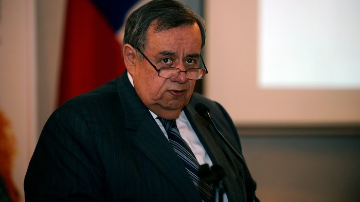 Ex alcalde de Valparaíso está internado en la UCI por neumonía: DC descarta contagio de COVID-19