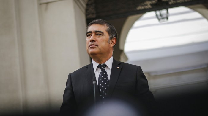 Desbordes negó que RN haya solicitado la salida de Gonzalo Blumel: 