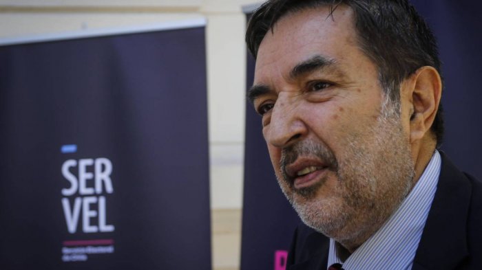 Dos días o extender la jornada de votación: Las opciones del Servel para evitar contagios en el plebiscito