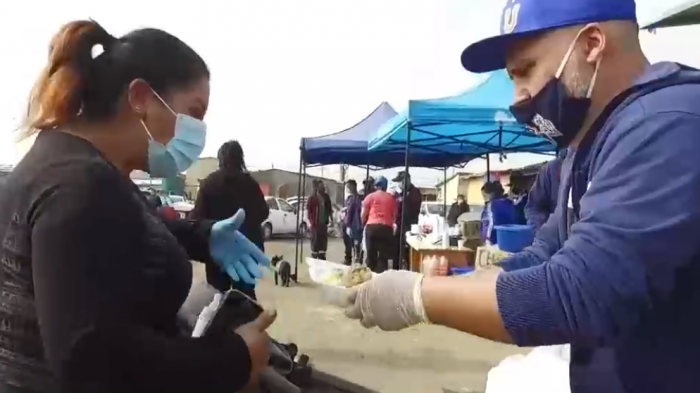 La otra cara de los hinchas del fútbol: Las solidarias iniciativas de los barristas durante la pandemia