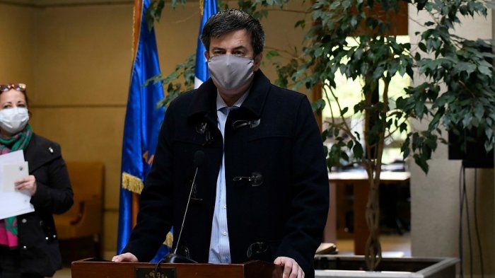 Celis acusa a Diego Schalper de extorsionar a diputados para que voten en contra del retiro de fondos de AFP