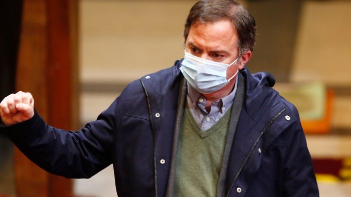 Diputado Walker denunció amenazas de muerte: 