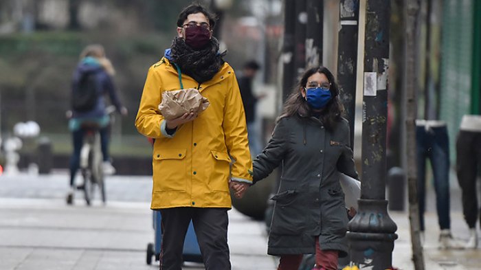 8 mil muertes inscritas por COVID-19 tras nuevo criterio y senadores toman posición ante el retiro del 10%