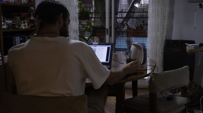 Estudio revela que más de la mitad de los estudiantes de la salud ha pensado en congelar o abandonar su carrera