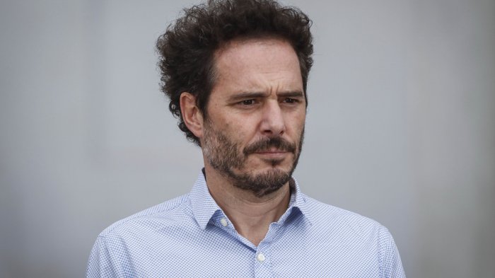 Hernán Larraín renuncia a la presidencia de Evópoli y dice que 