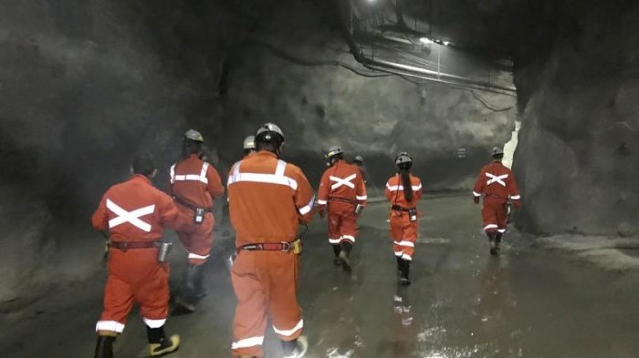 Presentan proyecto para que minería entre en cuarentena con prohibición de despido de trabajadores