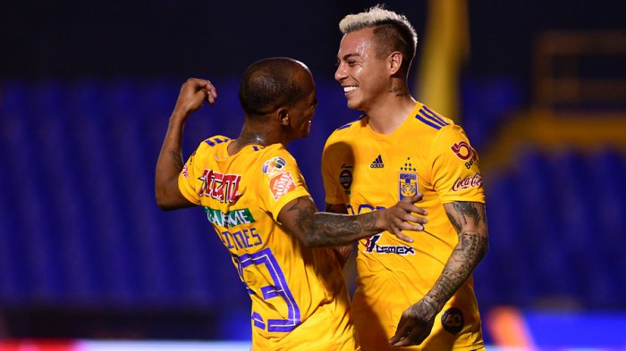 Edu Vargas anotó en el triunfo de Tigres sobre Necaxa en el retorno del fútbol mexicano