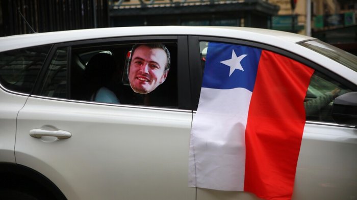 Con fotos de Sebastián Izquierdo: Realizan caravana por el Rechazo en plena cuarentena