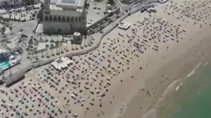 ¿Así serán en el futuro? Aseguran que playa en España es el ejemplo a seguir mientras dure la pandemia