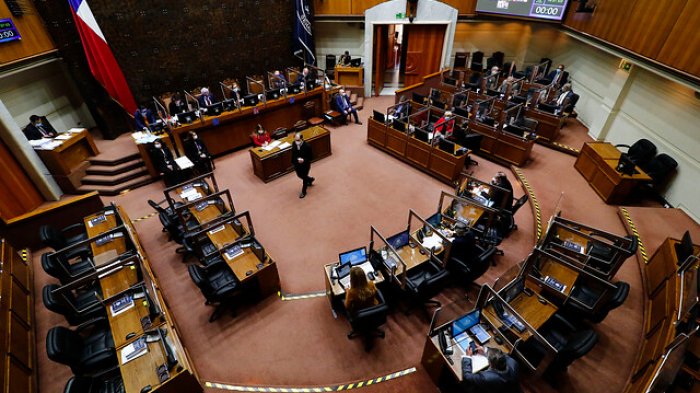 Senado rechaza el veto presidencial al proyecto de servicios básicos
