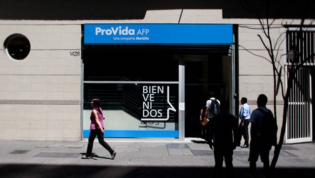 Retiro de fondos: AFP Provida habilita formulario manual y SMS para hacer el trámite