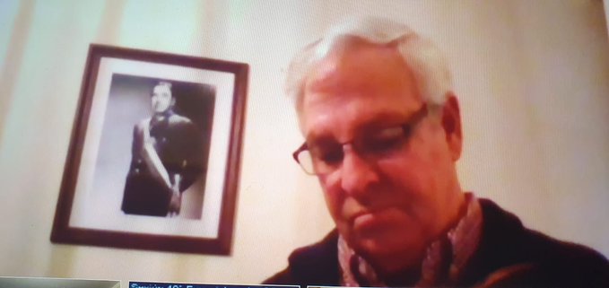 Diputado Urrutia responde tras polémica por foto de Pinochet: “¿Qué esperaban? ¿Una de Allende?”