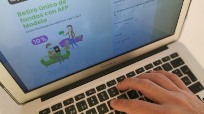 AFP Modelo pidió foto en trámite del retiro de fondos, pese a advertencia de la Superintendencia