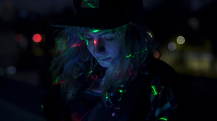 La enigmática muerte de Anna Cook, la DJ lesbiana por quien su madre pide justicia