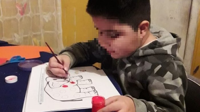 Niño de 9 años con distrofia muscular requiere medicamento que vale $30 millones: Su familia vive con $200 mil