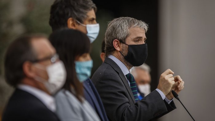 Mesa Social COVID-19 agradece “compromiso” y estilo “dialogante” de Blumel