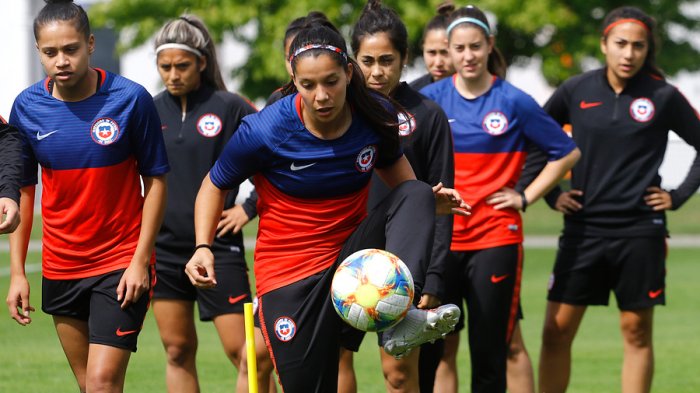 Seleccionadas chilenas podrán volver a entrenar en Juan Pinto Durán