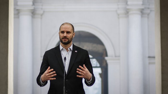 Tras críticas: Vocero de gobierno confirma que se pidió renuncia a involucrados en publicación sobre homosexualidad