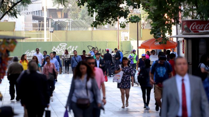 Chile es el país más pesimista del mundo con respecto a la situación actual, revela encuesta Ipsos