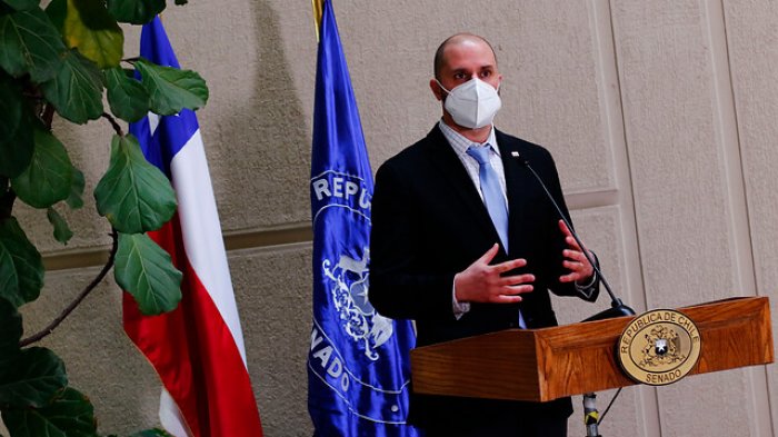 Impuesto a los súper ricos: Ministro Bellolio dice que 