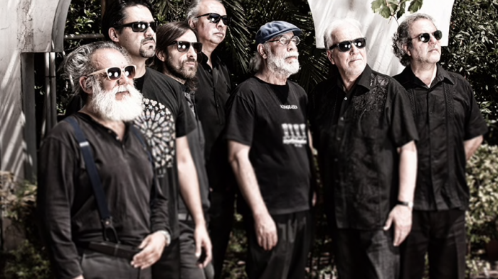 La versión en vivo de la canción con que Congreso homenajea a Las Yeguas del Apocalípsis