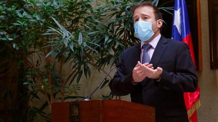 Diputados Fuentes y Morán presentan iniciativa que regula el reemplazo de vacantes parlamentarias